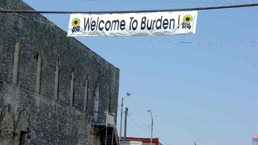 Burdeb welcome sign